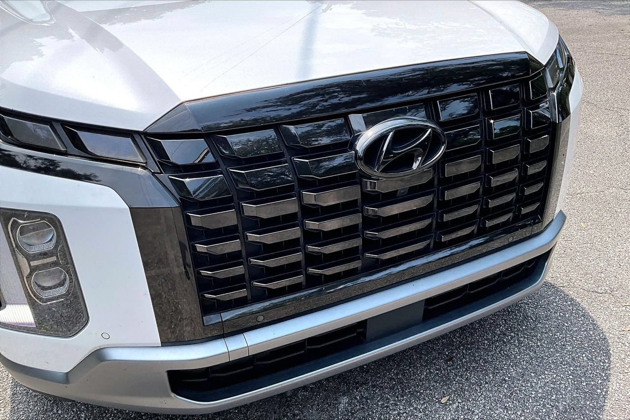 Used 2024 Hyundai Palisade Limited FWD image 31