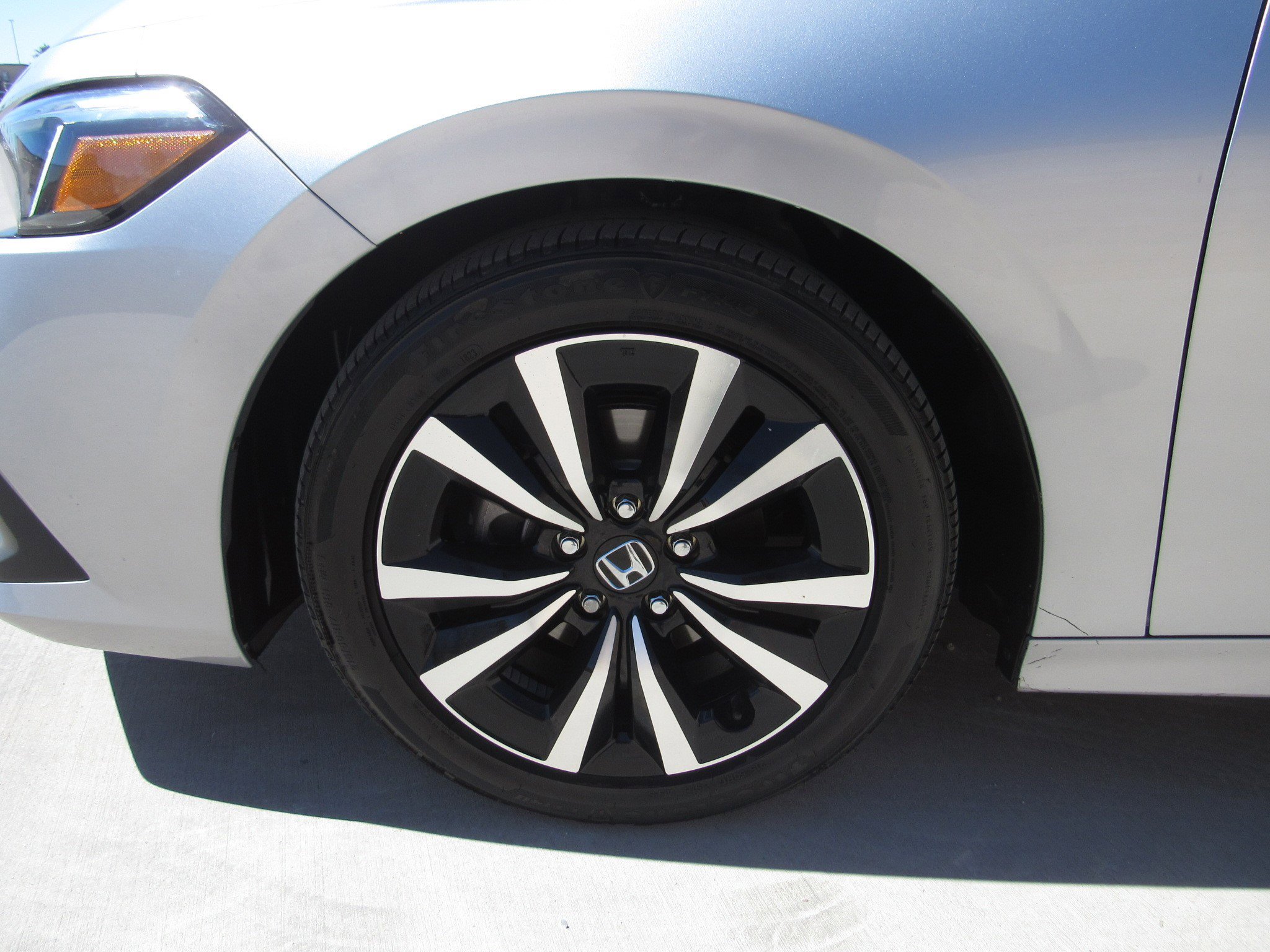 Certified 2023 Honda Civic EX image 4