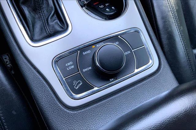 Certified 2021 Jeep Grand Cherokee Limited AWD/4WD image 31