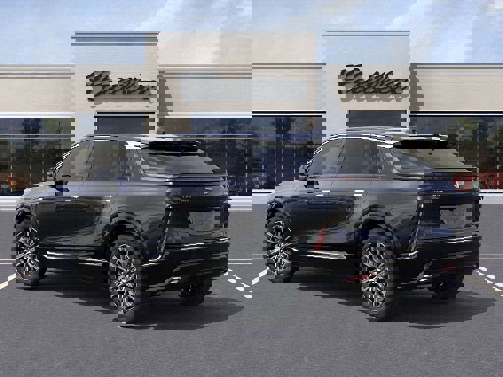 New 2026 Cadillac Lyriq Luxury image 3