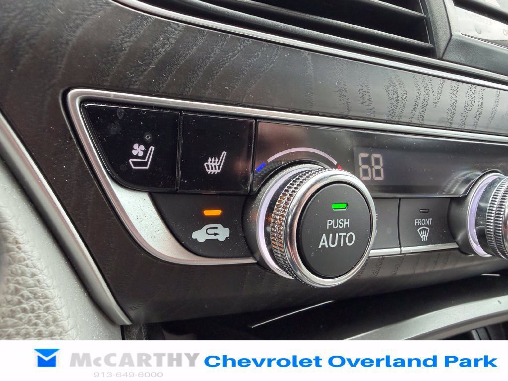 Used 2020 Honda Accord Touring image 16
