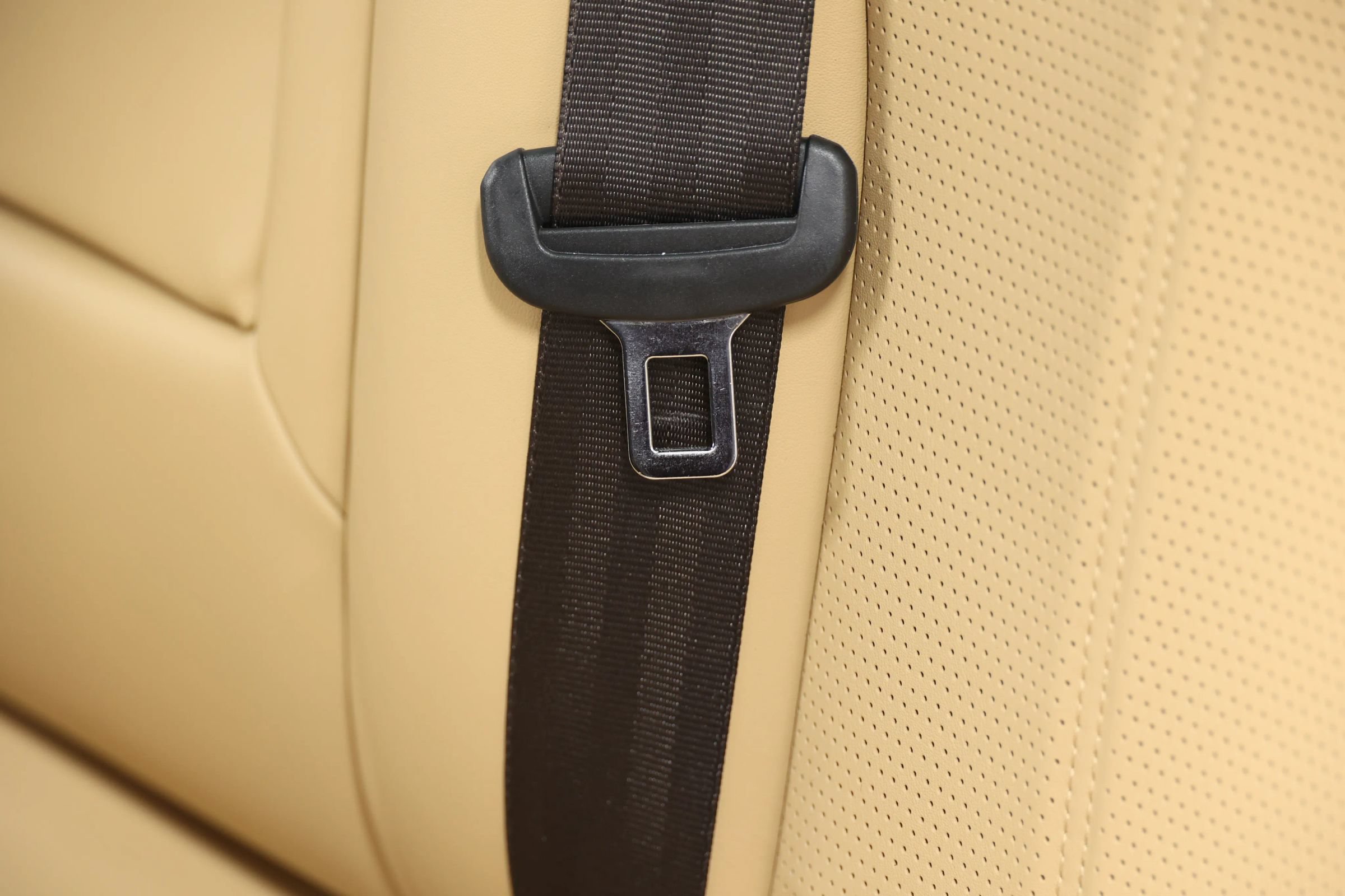 Used 2018 Bentley Bentayga AWD/4WD image 58
