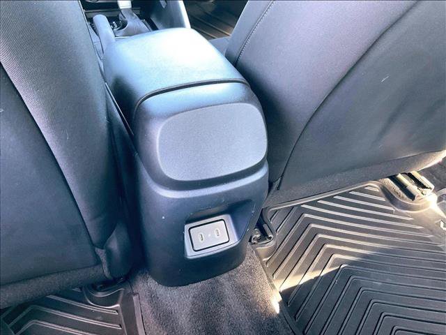 Used 2025 Hyundai Elantra Sport FWD image 25