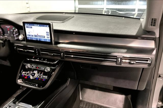Used 2022 Lincoln Corsair AWD w/ Elements Package image 34