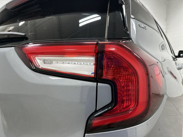Used 2023 GMC Terrain SLT image 22
