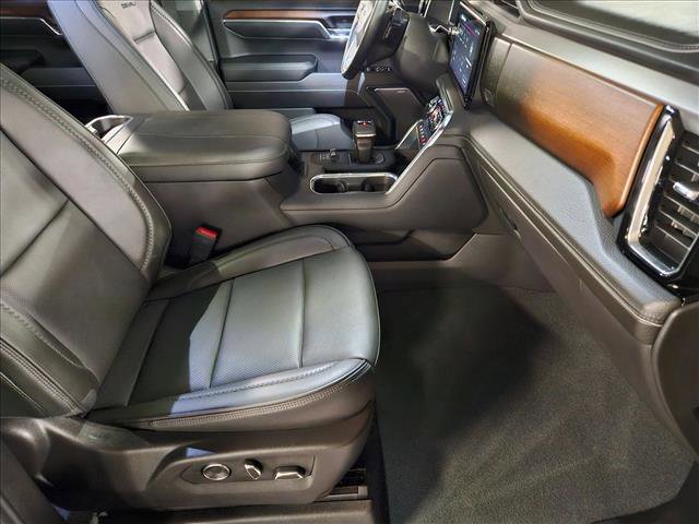 Used 2024 GMC Sierra 1500 Denali w/ Denali Reserve Package AWD/4WD image 22