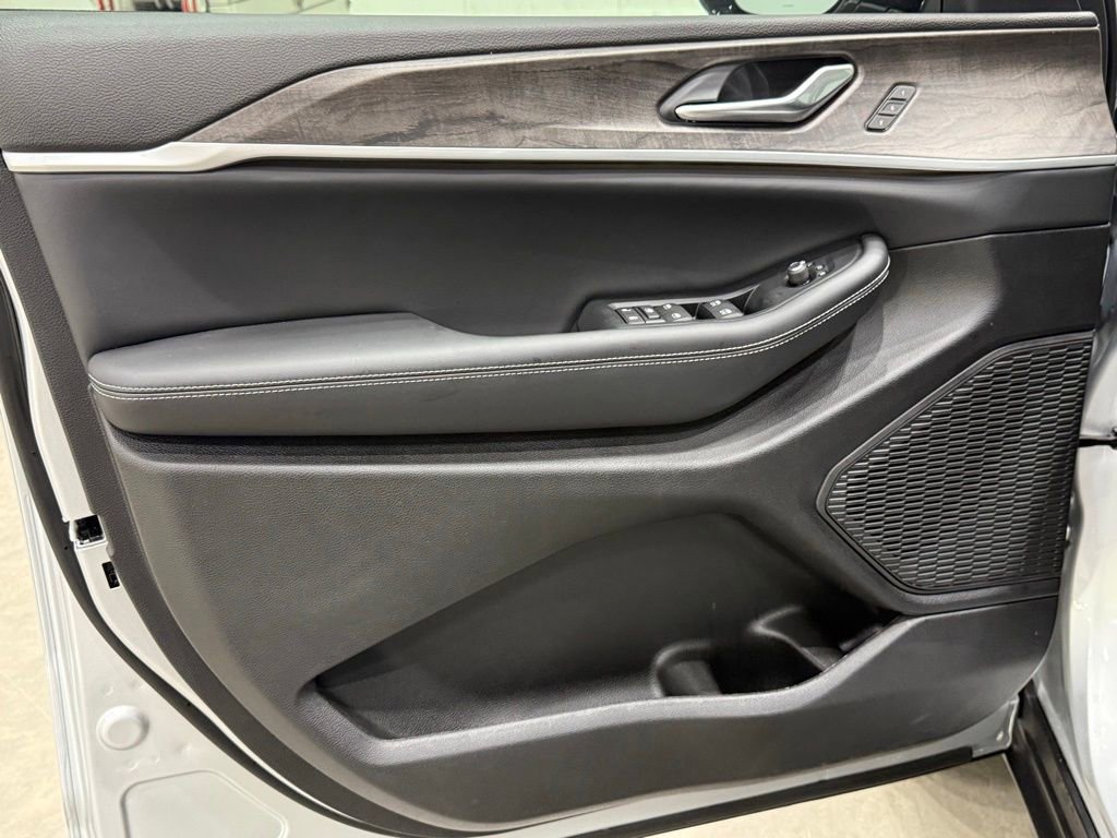 New 2025 Jeep Grand Cherokee Limited image 20