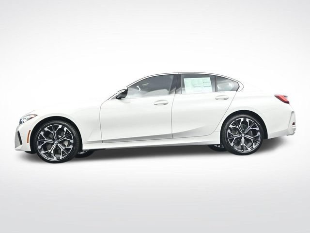 New 2026 BMW 330i xDrive Sedan w/ Premium Package AWD/4WD image 38
