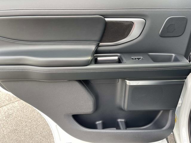 New 2026 Ford Expedition Platinum w/ Stealth Performance Package image 20