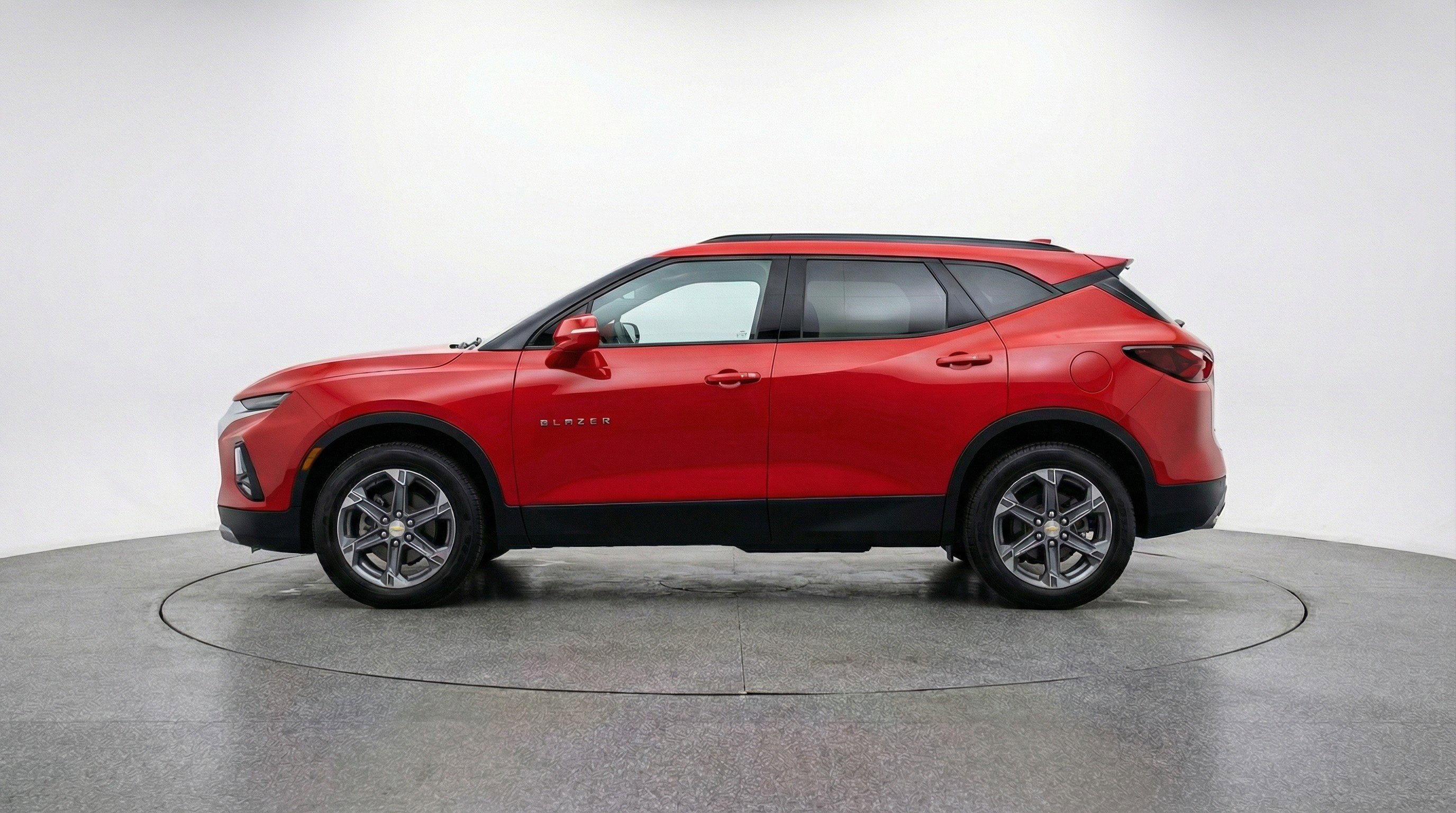 Used 2025 Chevrolet Blazer LT image 5