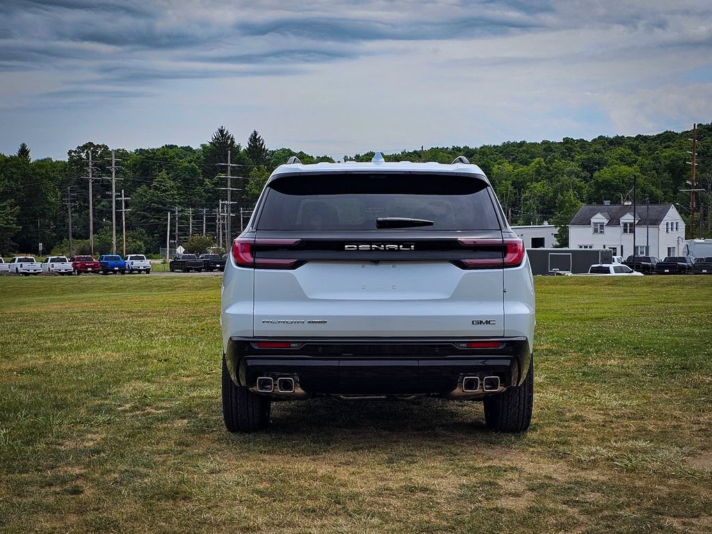 New 2026 GMC Acadia Denali Ultimate w/ LPO, Floor Liner Package AWD/4WD image 4