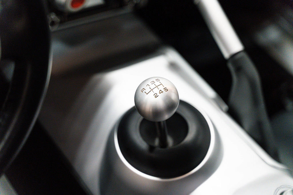 Used 2005 Ford GT image 7