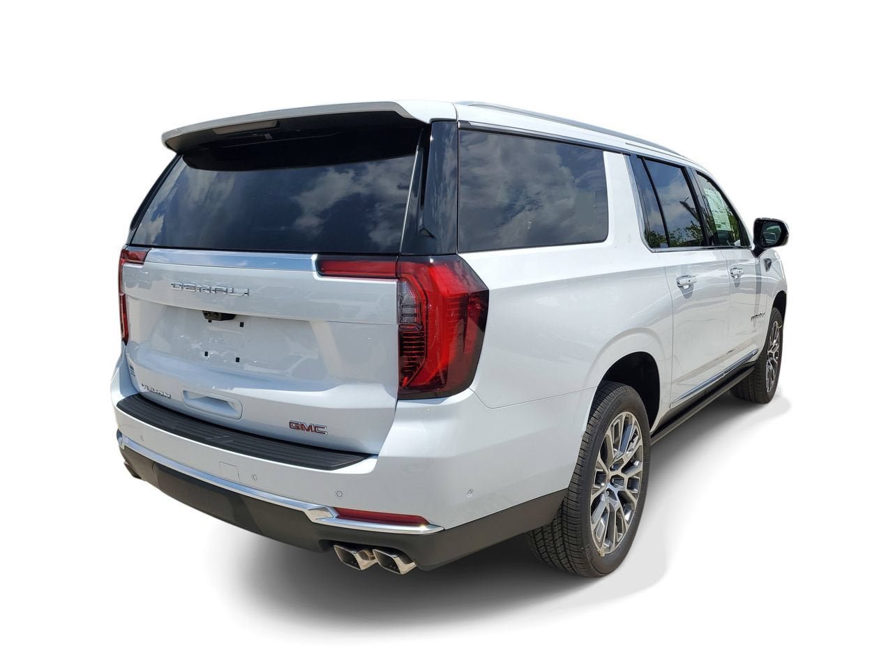 New 2026 GMC Yukon XL Denali w/ Denali Reserve Package AWD/4WD image 5