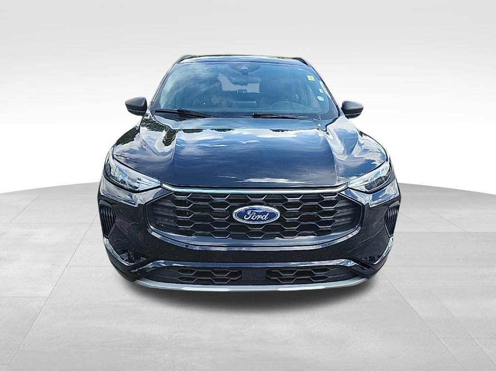 Used 2023 Ford Escape ST-Line FWD image 6