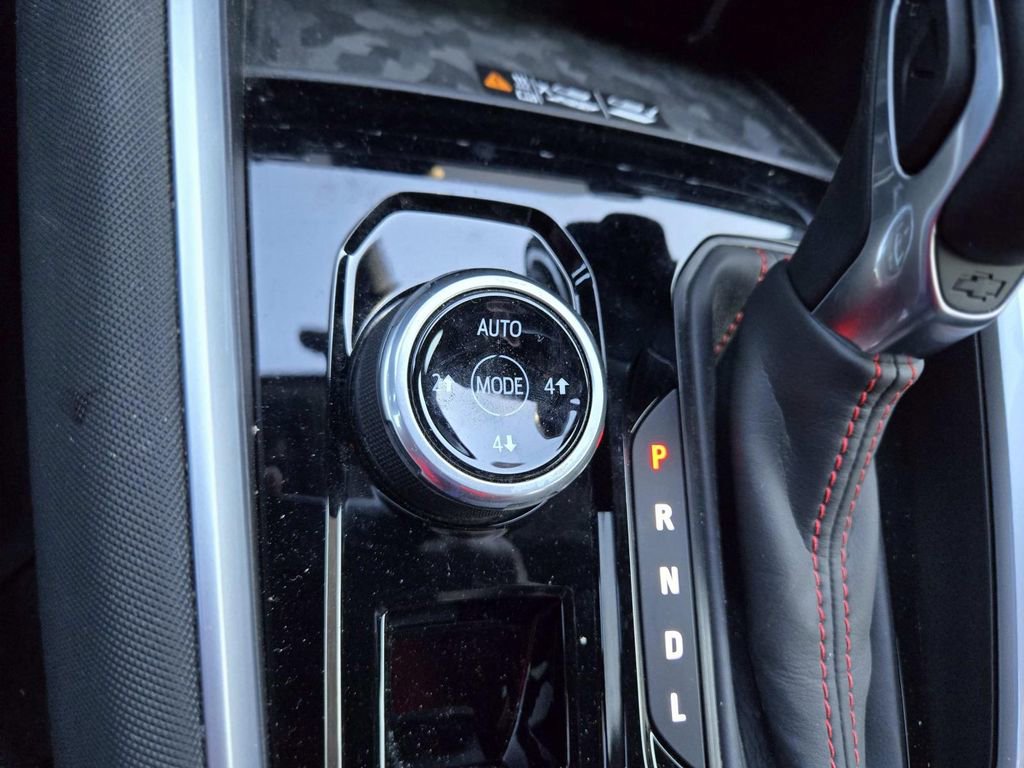 Used 2024 Chevrolet Colorado Z71 w/ Z71 Convenience Package 2 image 29