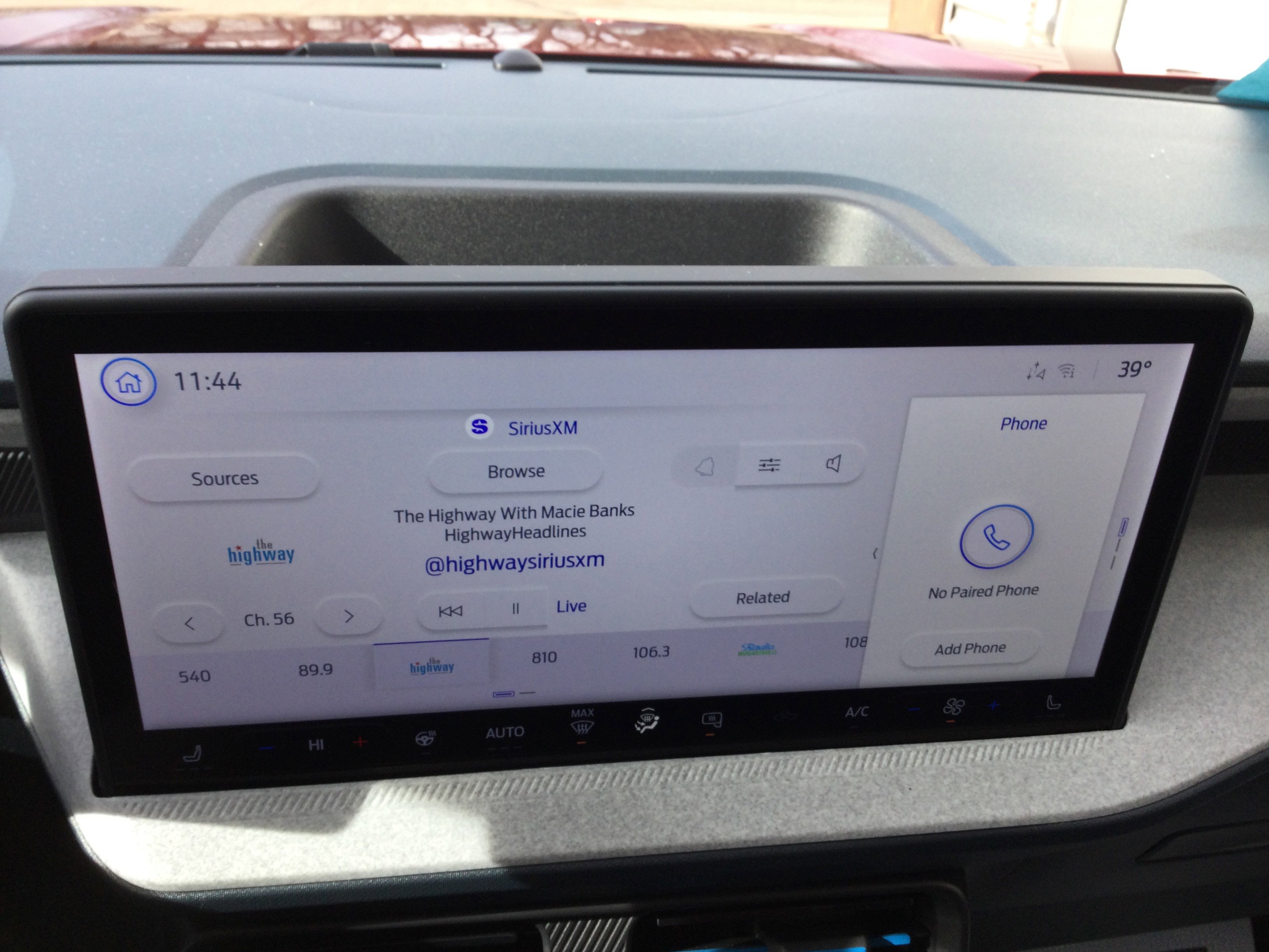 New 2026 Ford Maverick XLT w/ XLT Luxury Package image 11