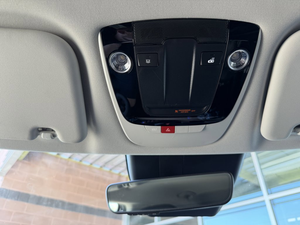 Used 2025 Kia EV6 Wind image 26