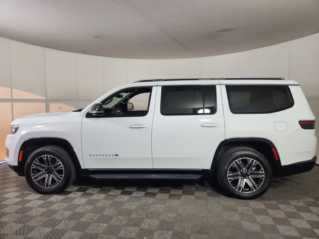 Used 2024 Jeep Wagoneer Series II AWD/4WD image 4