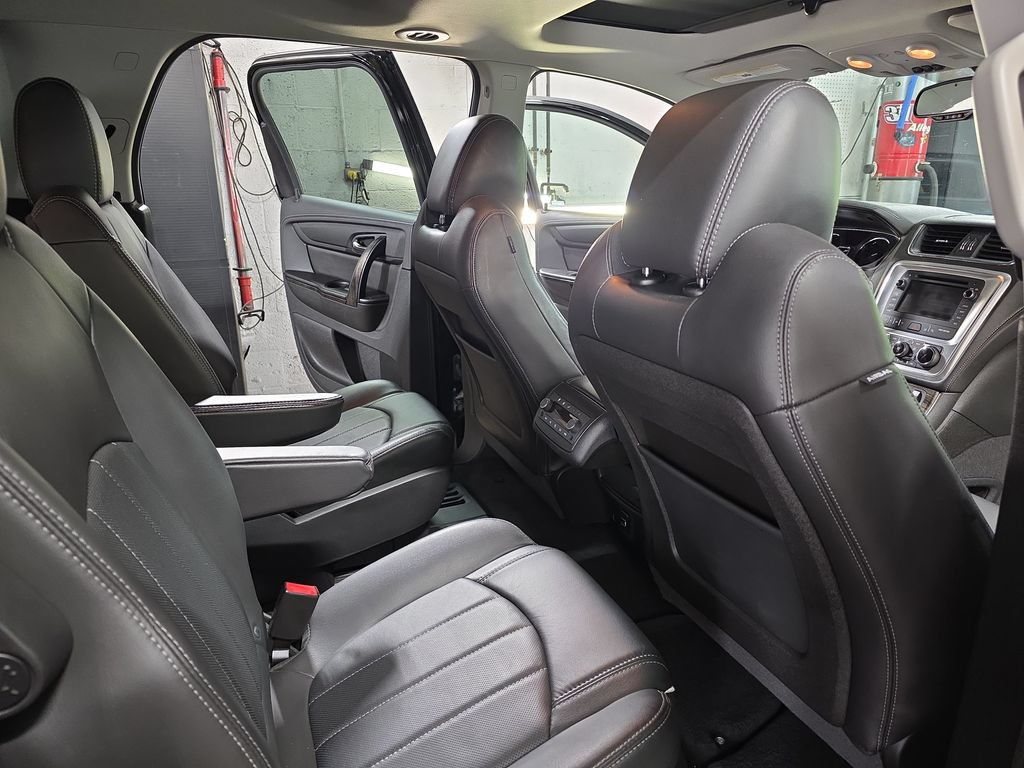 Used 2017 GMC Acadia Limited SLT AWD/4WD image 11