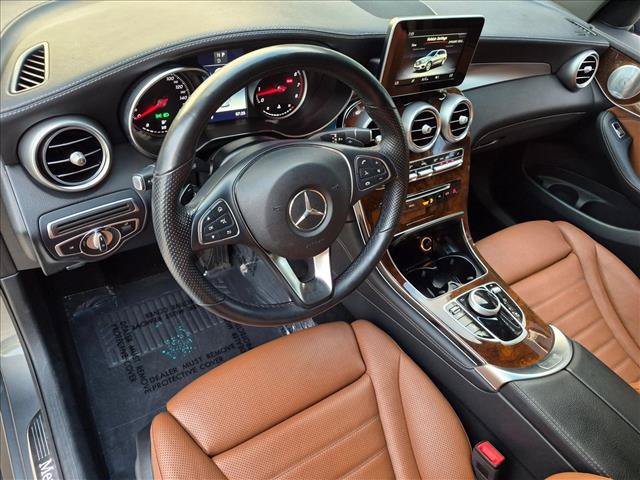 Used 2019 Mercedes-Benz GLC 300 4MATIC image 10