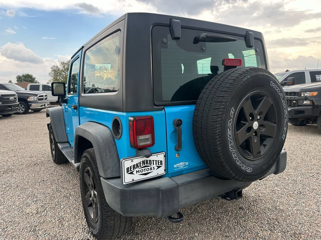 Used 2018 Jeep Wrangler Sport AWD/4WD image 10