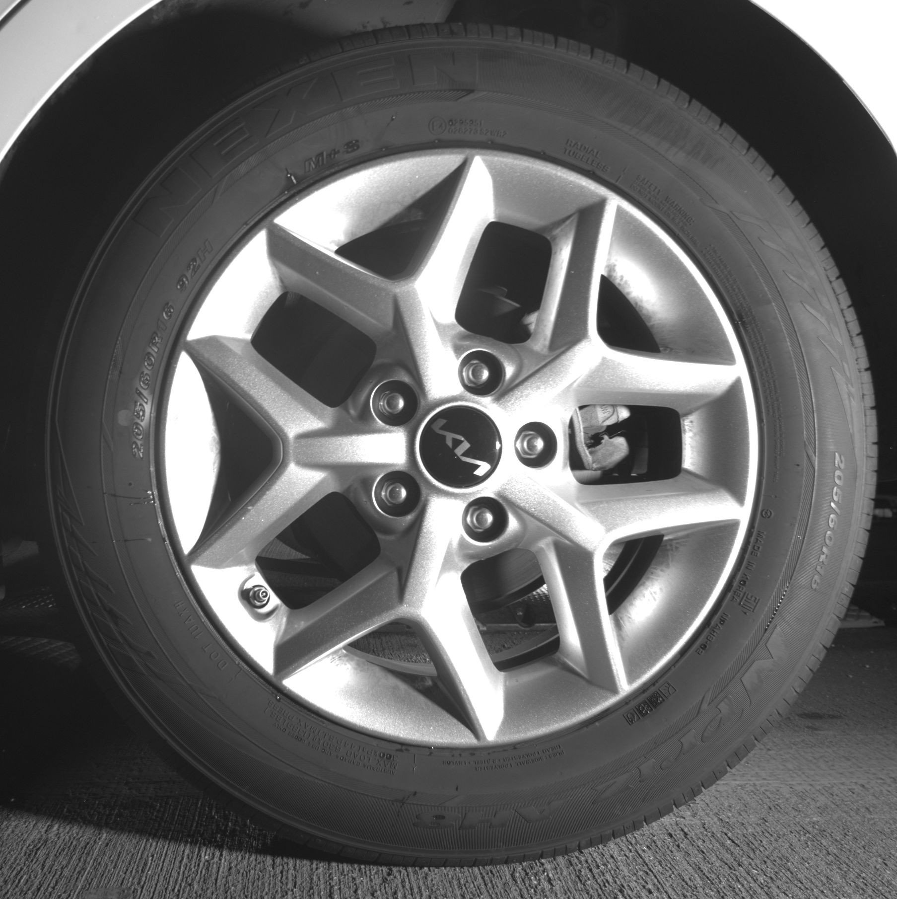 Used 2025 Kia Soul LX w/ LX Technology Package FWD image 14