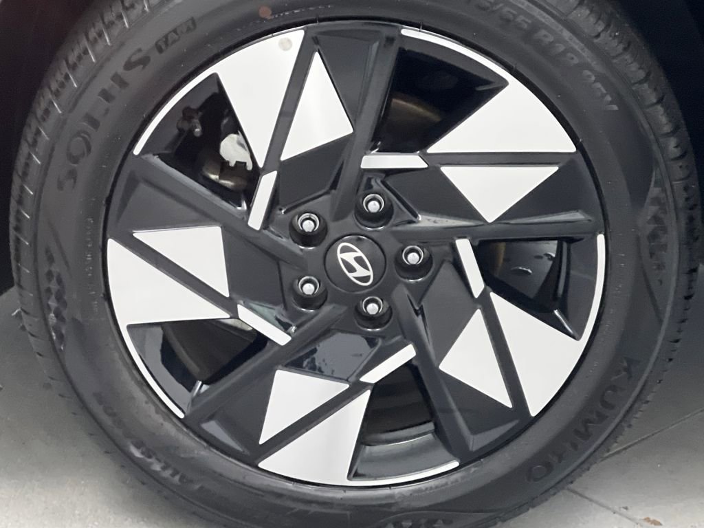 Used 2025 Hyundai Kona SEL FWD image 62