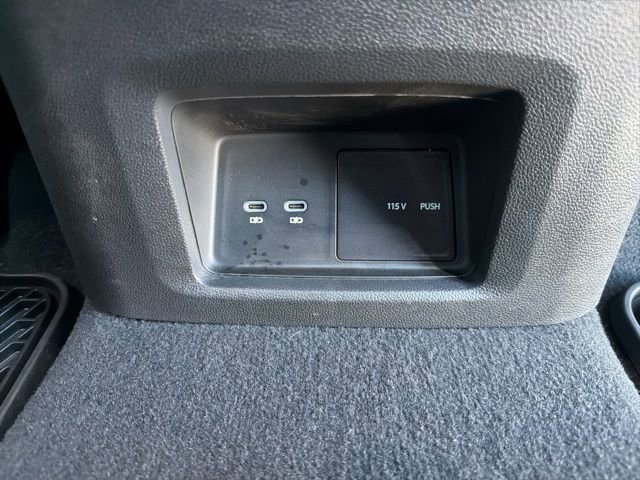 Used 2024 Volkswagen Atlas Cross Sport SEL R-Line image 38