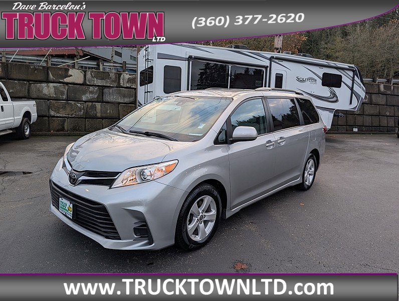 Used 2020 Toyota Sienna LE image 9