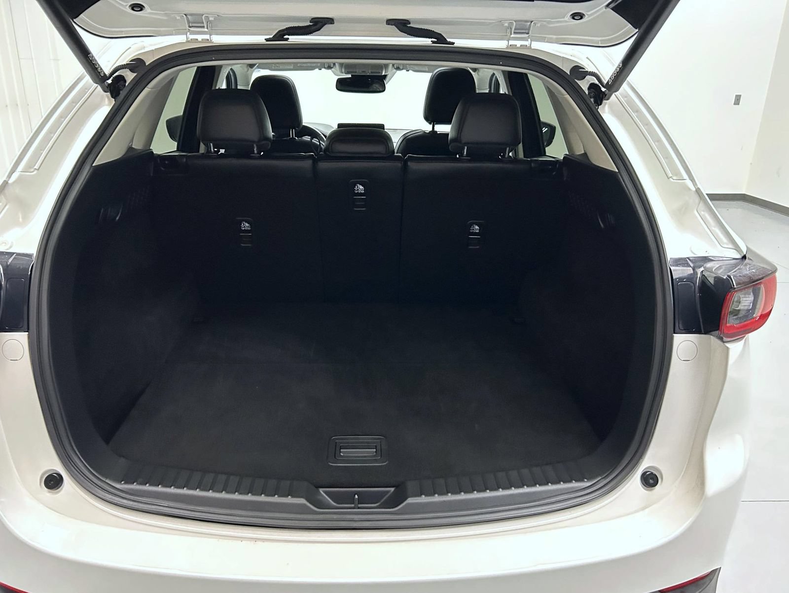 Used 2025 MAZDA CX-5 Carbon Edition AWD/4WD image 21