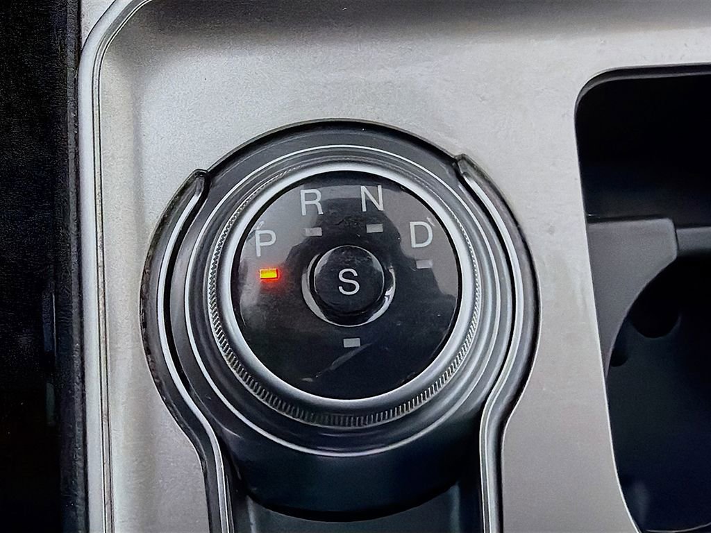 Used 2024 Ford Edge SEL w/ Convenience Package image 34