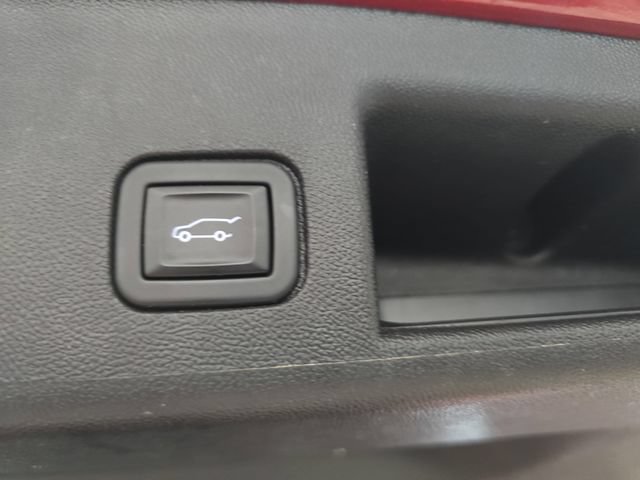 Used 2024 Chevrolet Equinox LT AWD/4WD image 13