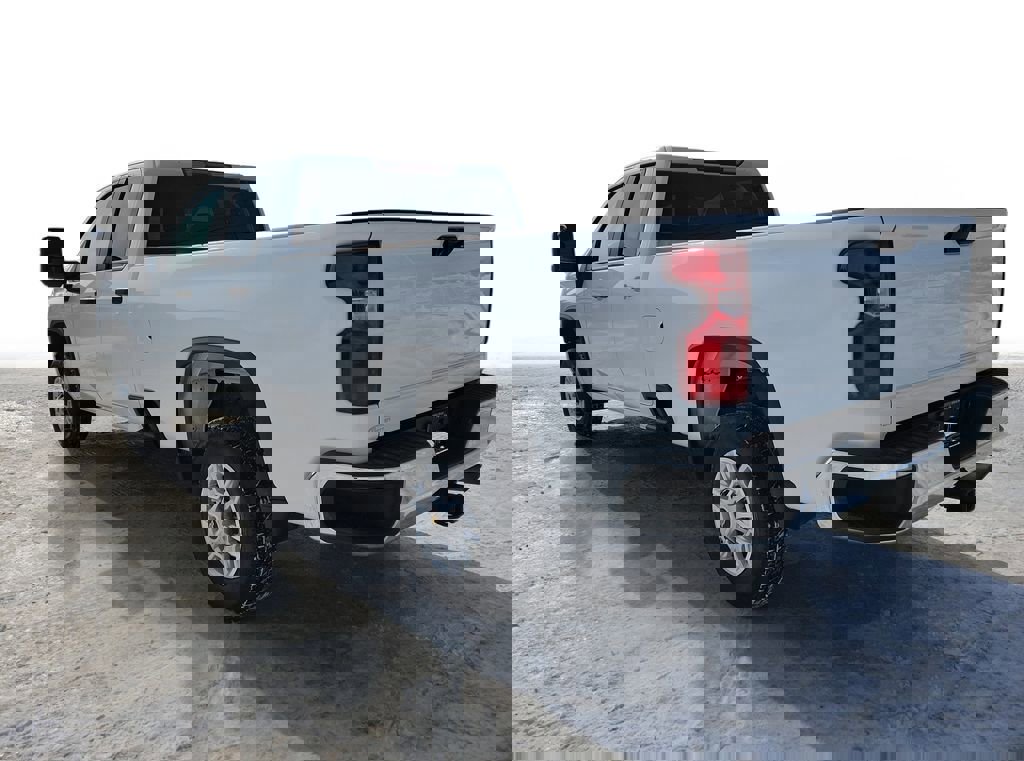 Used 2022 Chevrolet Silverado 2500 W/T w/ WT Convenience Package image 3