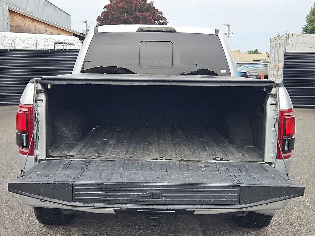 Used 2017 Ford F150 XLT w/ Equipment Group 302A Luxury AWD/4WD image 10