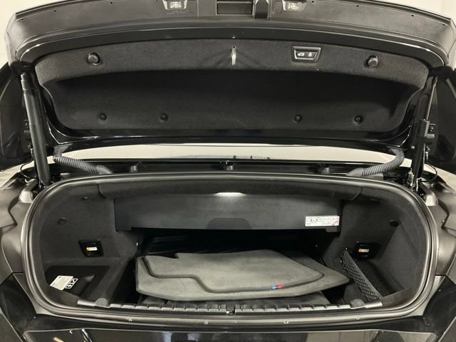 Used 2023 BMW M8 Competition w/ M Carbon Exterior Package AWD/4WD image 41