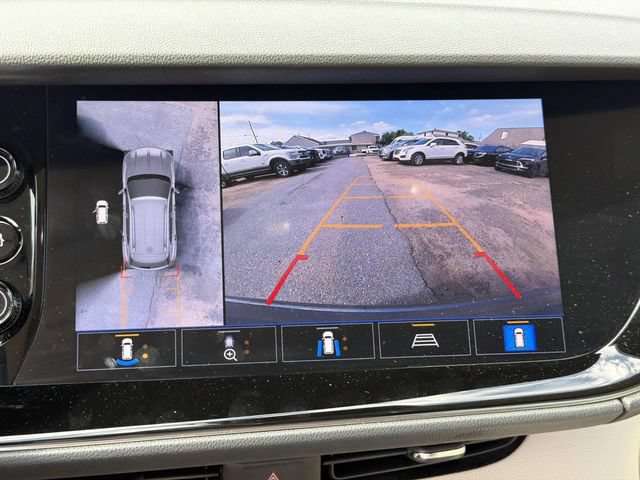 Used 2021 Buick Envision Avenir w/ Technology Package II FWD image 32
