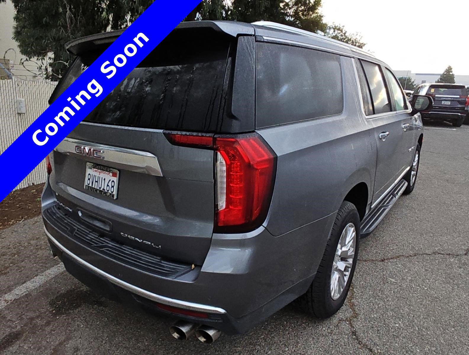 Used 2021 GMC Yukon XL Denali AWD/4WD image 6