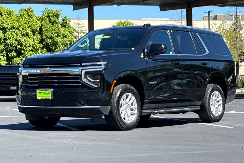 Used 2025 Chevrolet Tahoe LT image 16