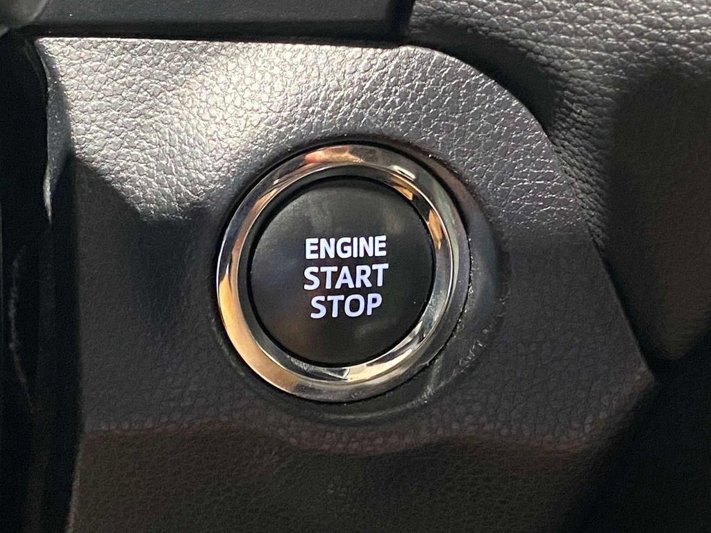 Used 2023 Toyota RAV4 XLE FWD image 27