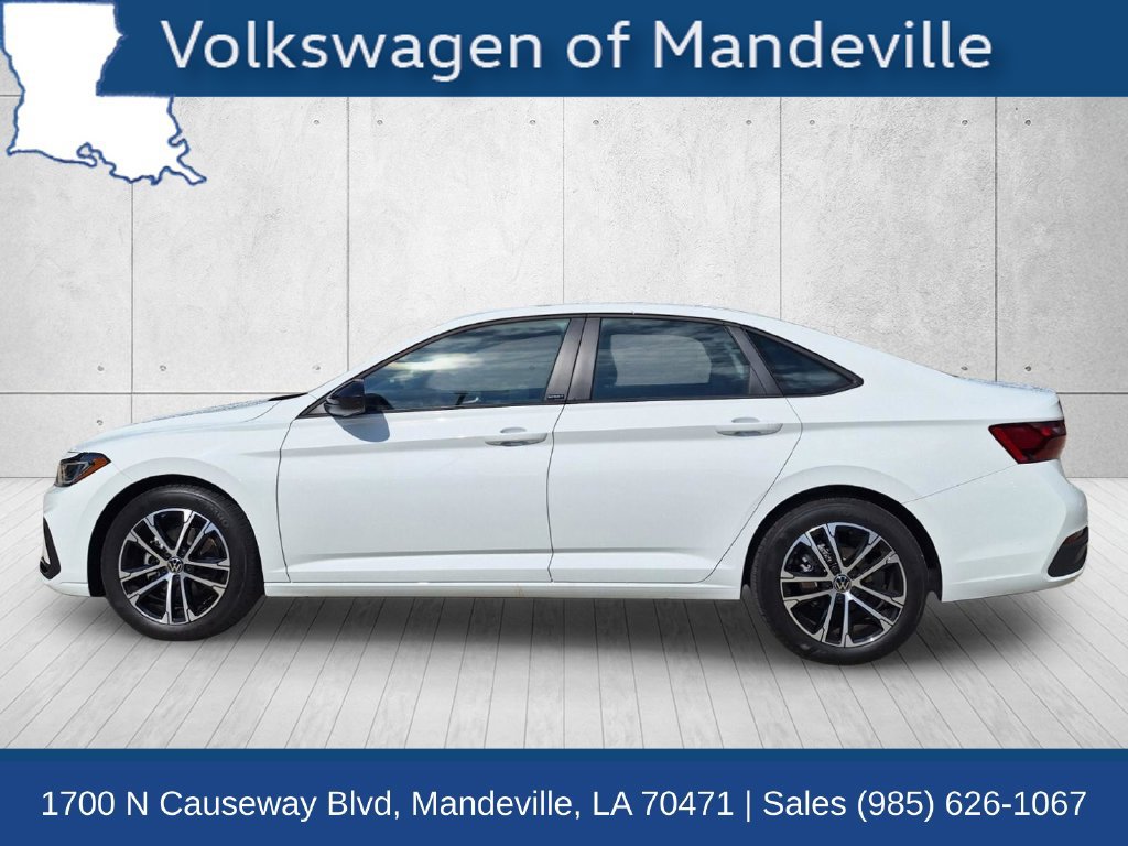 Used 2026 Volkswagen Jetta Sport FWD image 8