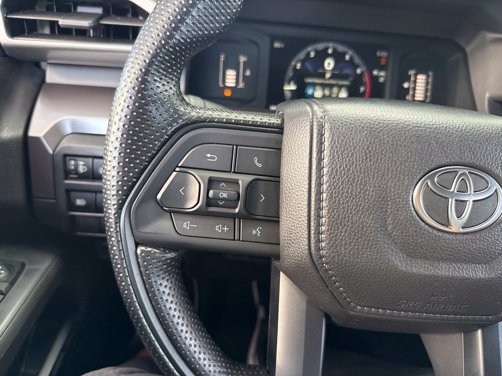 Used 2025 Toyota Tacoma SR5 RWD image 28