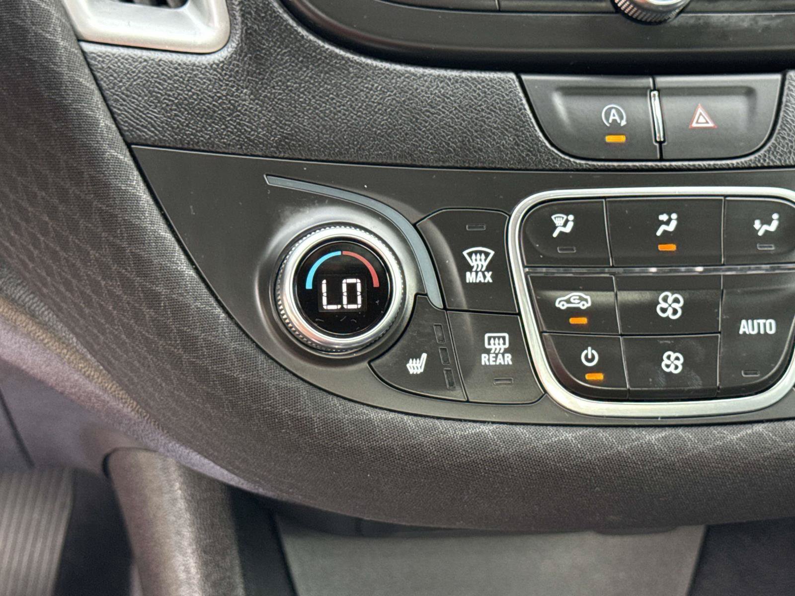 Used 2024 Chevrolet Malibu LT FWD image 24