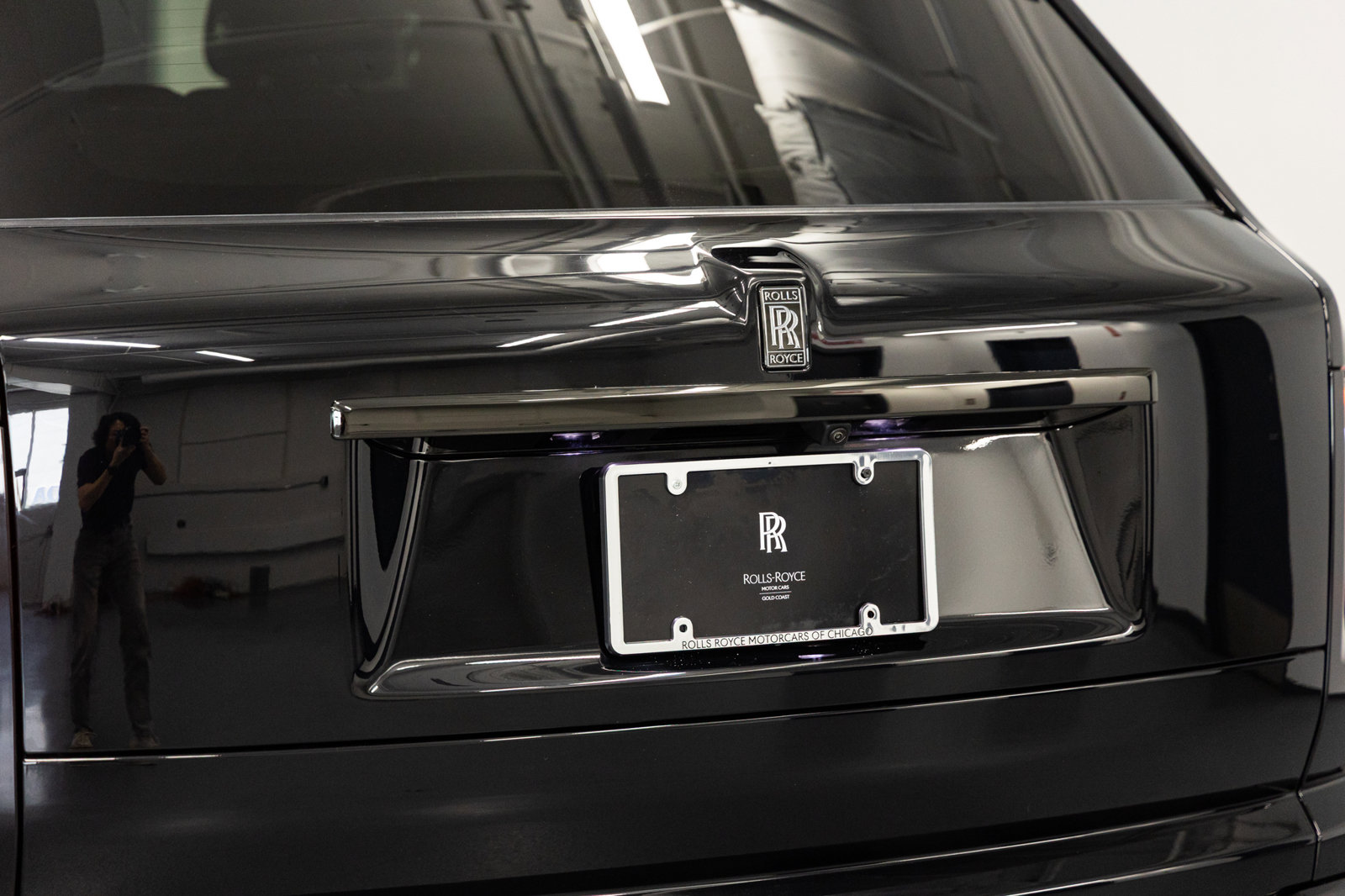 Certified 2025 Rolls-Royce Cullinan Black Badge AWD/4WD image 17