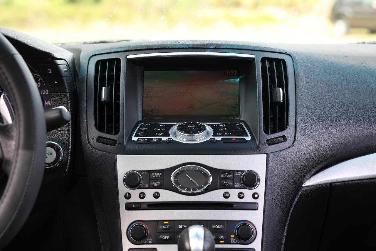Used 2009 INFINITI G37 Journey w/ Premium Pkg image 35