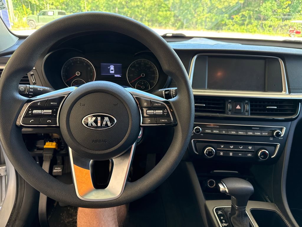 Used 2019 Kia Optima LX FWD image 16