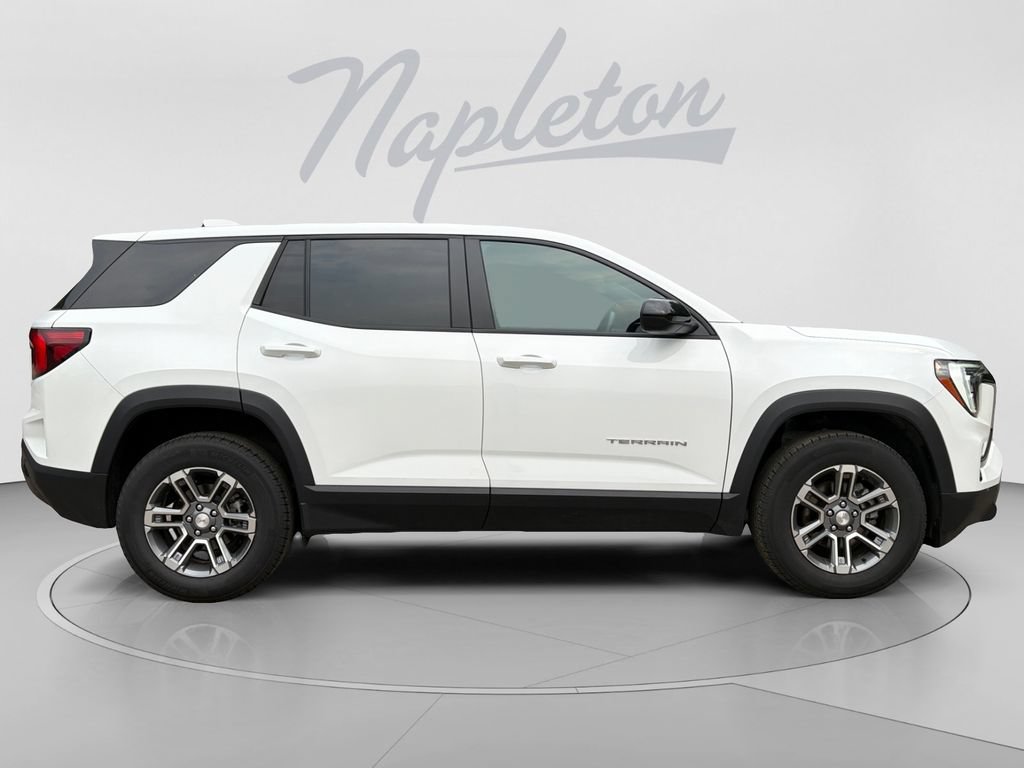 Used 2025 GMC Terrain Elevation AWD/4WD image 9