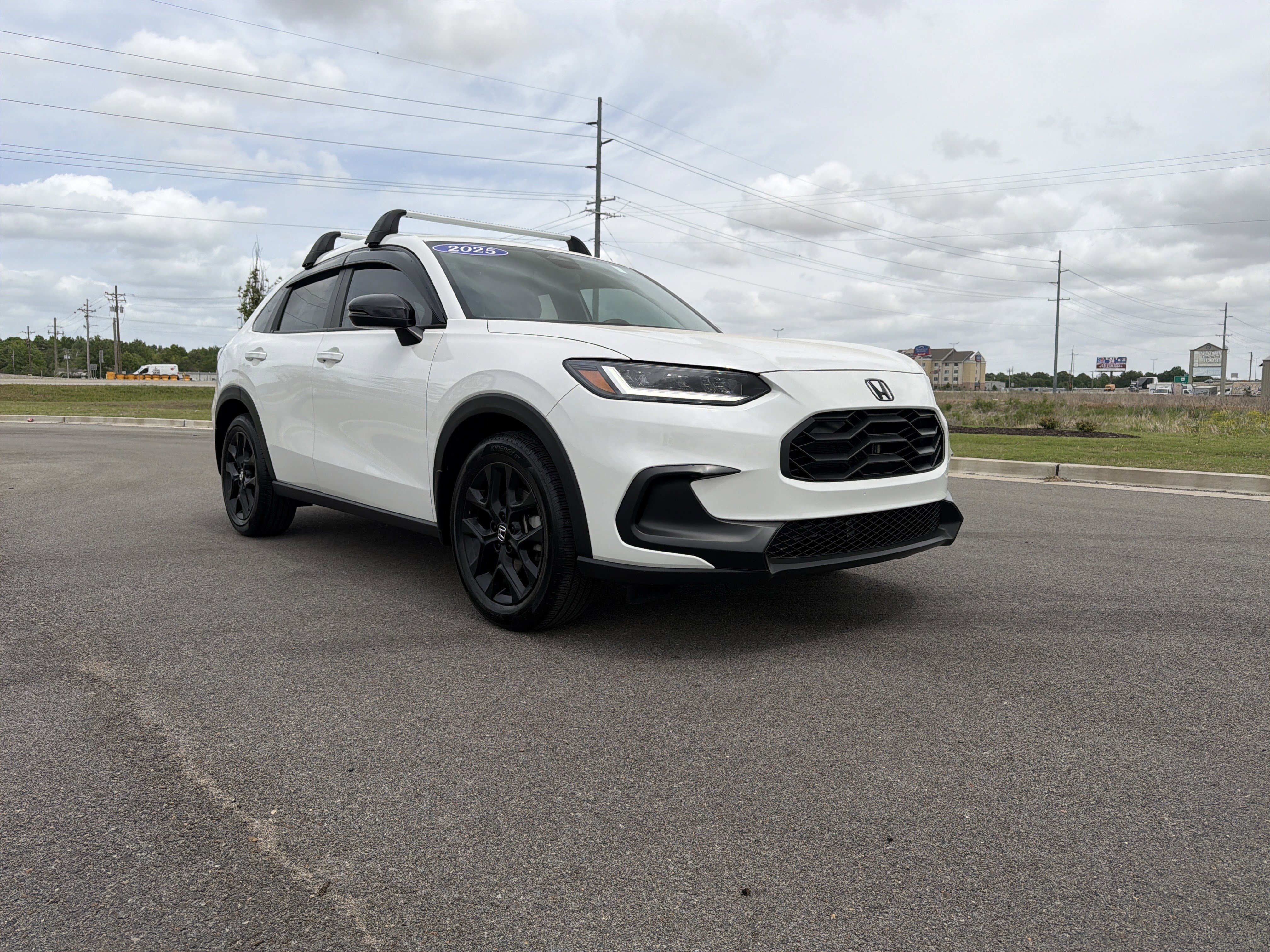 Certified 2025 Honda HR-V Sport image 7