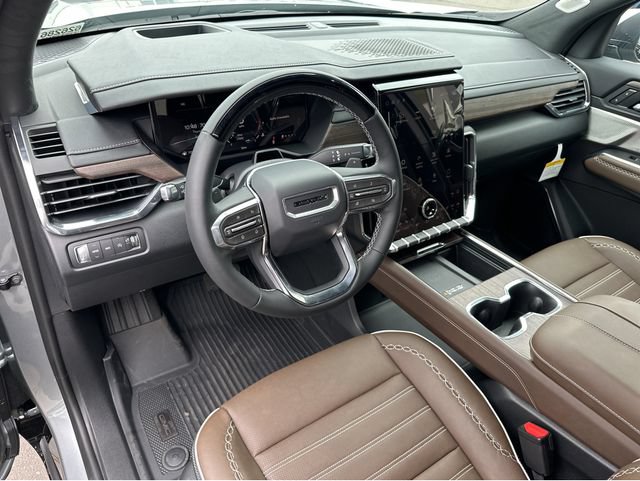 New 2026 GMC Acadia Denali Ultimate w/ LPO, Floor Liner Package AWD/4WD image 24