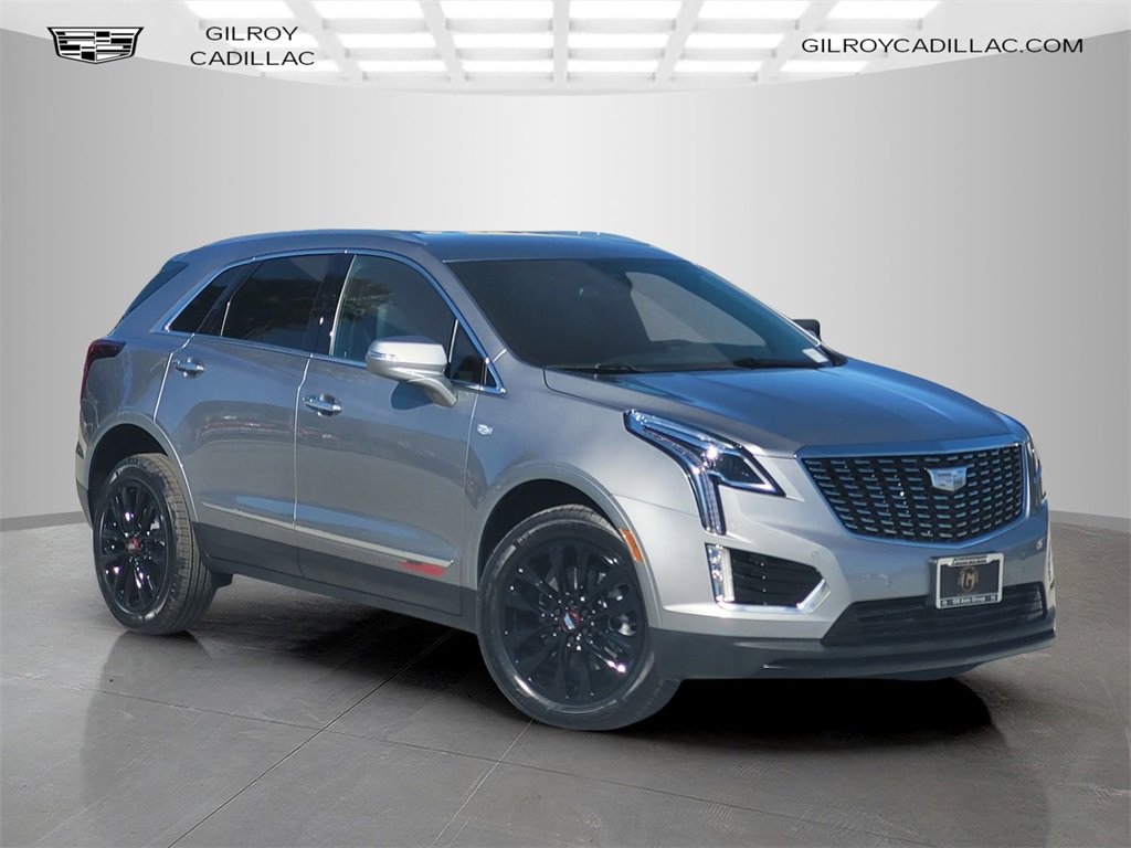 New 2025 Cadillac XT5 Luxury w/ LPO, Red Accent Package