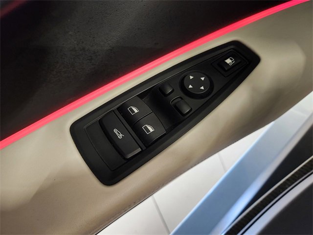 Used 2016 BMW i8 image 23